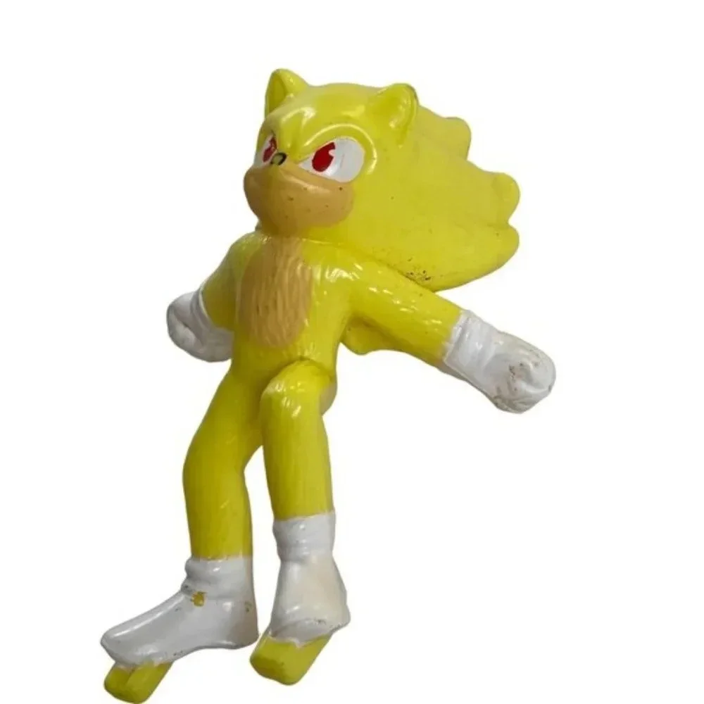Sonic‎ The Hedgehog Figure Sega Yellow Plastic Kids Toy 3 Inch Action Mini Fun